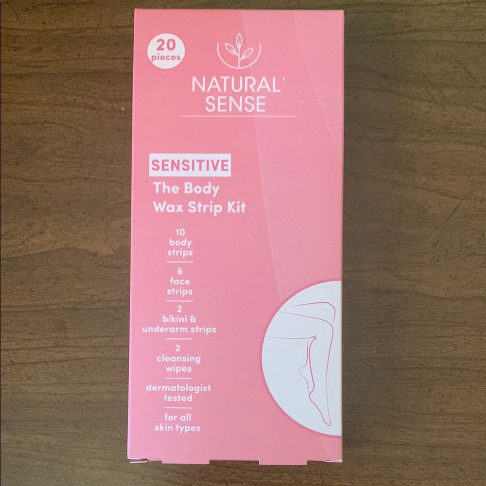 NWOT Natural Sense 20pc Sensitive Body Wax Strip Kit